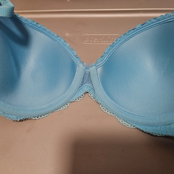 Wacoal Light Blue Lace Bra and Panty Set - Picture 7 of 10